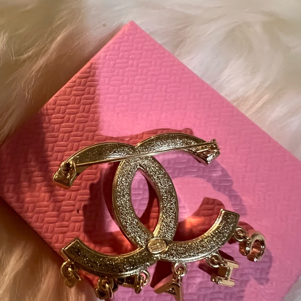 CHANEL Gold-Tone Pearl CC Brooch with Crystal Letter Charms - Gold & White - Picture 4 of 5